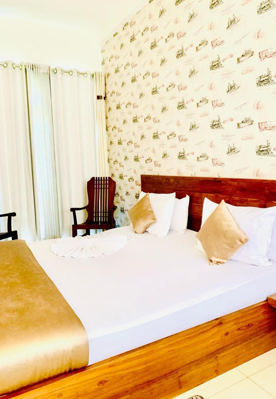 Royal Retreat ,Kandy Exterior photo